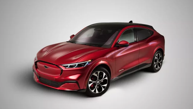 Ford Mustang Mach-E First Edition hlásí vyprodáno! Třetina zákazníků chce nejvyšší výkon
