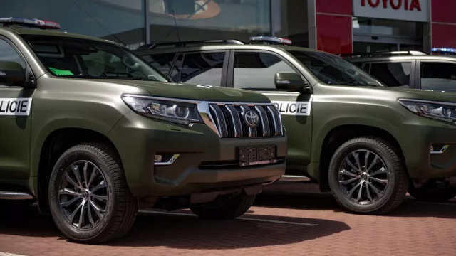 Policie převzala nová auta. Tentokrát nejsou tajná ani rychlá