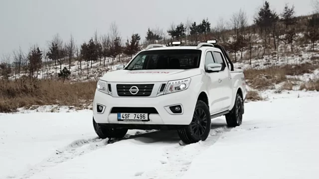 Nissan Navara 2.3 dCi 190 Trek-1°: parťák do nepohody