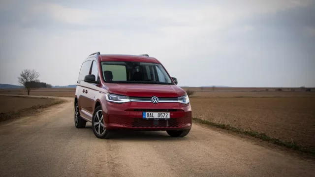 Test Volkswagenu Caddy 2.0 TDI, německého Roomsteru, který nebyl