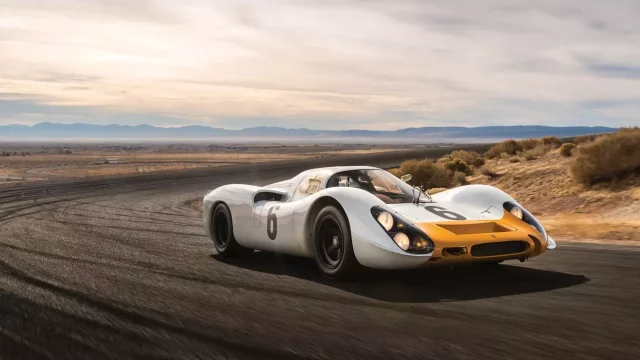 Vzácné závodní Porsche 908 se chystá do aukce