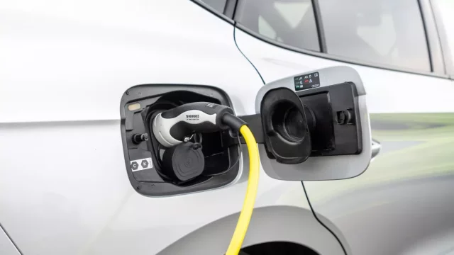 Pozice elektromobilů na trhu ojetin není lehká