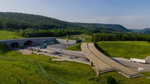 Nová část Pražského okruhu významně pomůže řešit dopravní problémy. Její výstavba započne letos