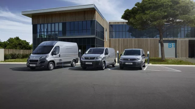 Peugeot má 100% elektrickou řadu užitkáčů, kterou si chce zajistit vedoucí pozici na trhu