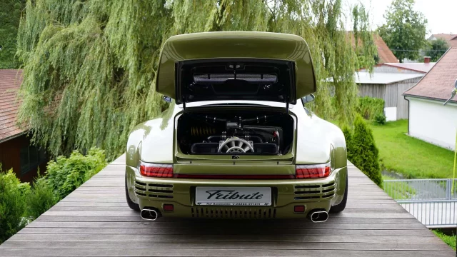 Nové Porsche 911 se vzduchem chlazeným boxerem a manuální převodovkou má po premiéře. Je dokonalé, jen to není tak úplně Porsche