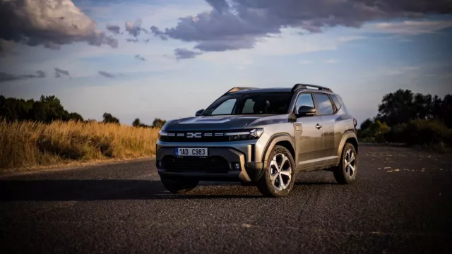 Dacia Duster v extrémním testu na 2000 km: bolí mě zadek a lokty, ale je to fajn kára