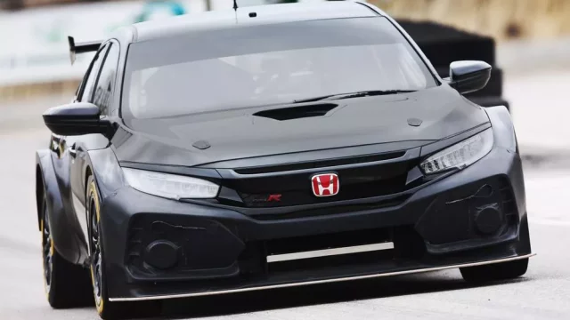 Honda Civic Type R pro závody BTCC se představuje
