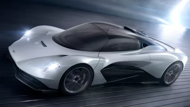 Aston Martin AM-RB 003 hledá nové jméno. Jak se vám líbí Valhalla?