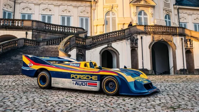 Nespokojenost s vánoční nadílkou? Co takhle jedno z pěti nejdražších Porsche?