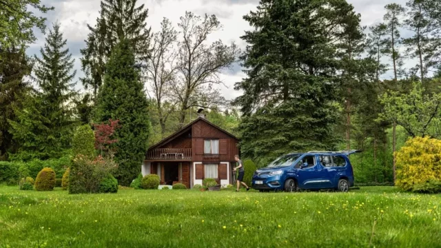 Tuzemskou dovolenou stráví 60 % Čechů, o třetinu víc než loni