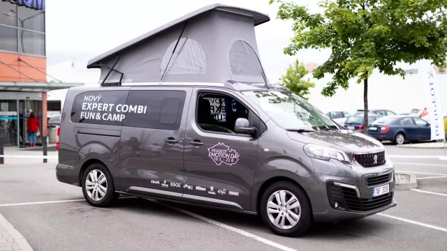 Peugeot Expert Combi Fun & Camp: Obytňák na počkání