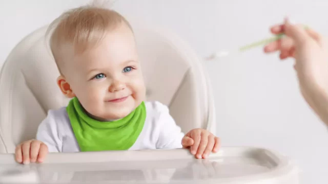 Servírování jídla může být i zábava