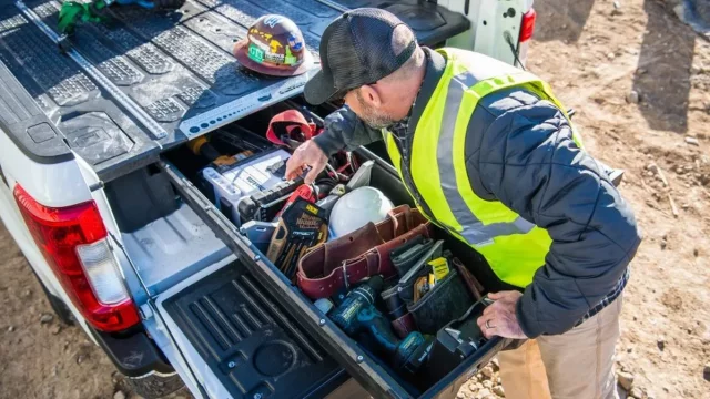 Alfavaria Group představuje výsuvné boxy do dodávek a pick-up vozidel od firmy Decked