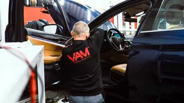 Auta se v České republice kradou stále. Se zabezpečovacím systémem VAM bude to vaše ale v bezpečí