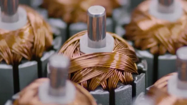 Starší technologie, ale přesto stále velice kvalitní kartáčové elektromotory