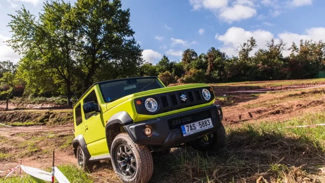 Suzuki Jimny: Malý offroad přijíždí na český trh (první jízdní dojmy)