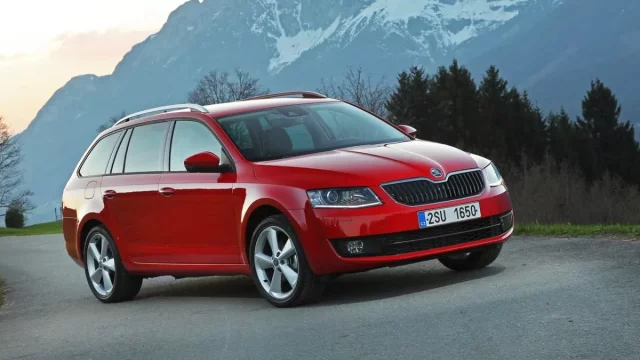 Populární ojetiny se nemění, nejoblíbenějším ojetým autem je stále Škoda Octavia Combi