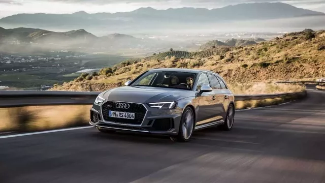 Audi RS 4 Avant přijíždí na český trh. Za kolik pořídíte nový überkombík?
