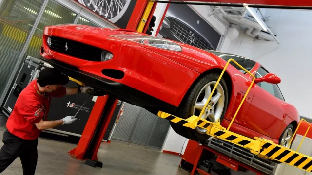 Ferrari zahajuje vlastní údržbový program s certifikací