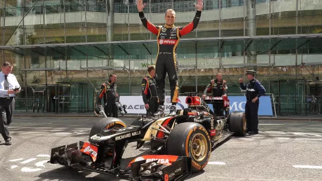 Středa 18. dubna ve znamení hromadného měření rychlosti. Policie sama na webu prozradila místa s radarem!