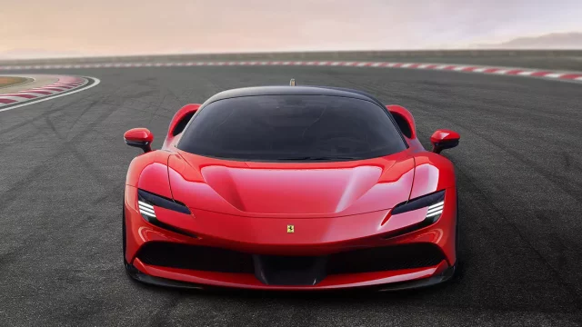Ferrari SF90 Stradale oficiálně: Hybridní supersportovní čtyřkolka stojí 12 milionů!