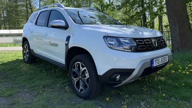 Dacia Duster 1,0TCe vs. 1,6SCe: Překvapení hledejte pod kapotou