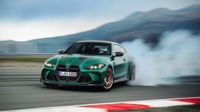 Nové BMW M4 CS je druhým nejrychlejším produkčním bavorákem na Nürburgringu všech dob. Má 550 koní!