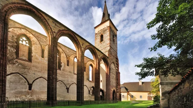 Prohlídky středočeských klášterů v zimním období