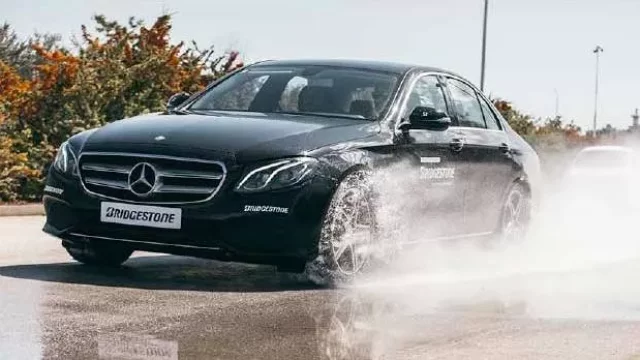 Bridgestone Turanza T005: Otestovali jsme nové letní pneu. Excelují na vodě