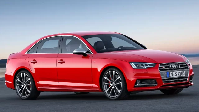 Pozor na dovozy z Německa: Česko je smetištěm bouraných aut a skrytých totálek