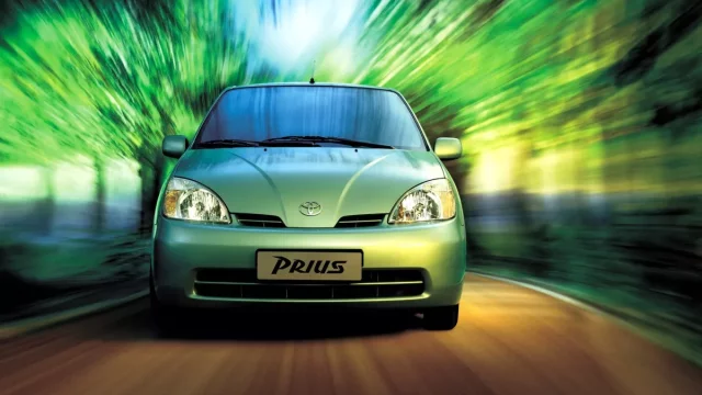 Toyota už prodala po celém světě 15 milionů hybridů