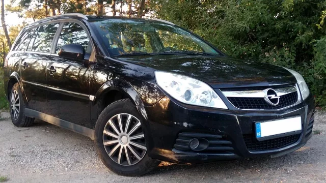 Test ojetiny Opel Vectra (2002 – 2008): Levný, prostorný a pohledný