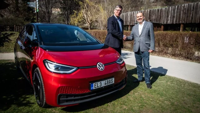 Volkswagen se stal partnerem Zoo Praha