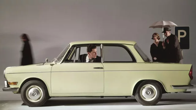 BMW letos slaví 100 let rekordů a výročí: Od letadel až po první SUV