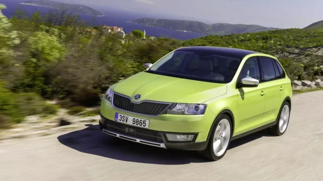 Češi barvu svého auta příliš neřeší. Některé barvy se však špatně prodávají