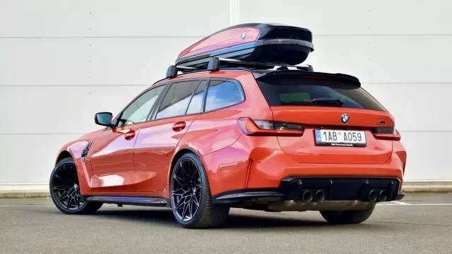 S rakví či bez, BMW M3 Competition Touring je na silnici poutavým pětisetkoňovým jednorožcem