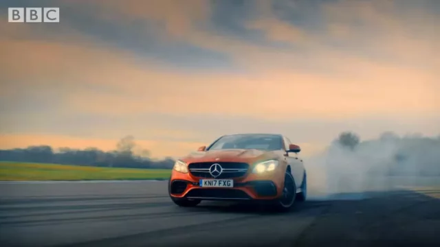 Top Gear láká na další sérii. Bude lepší než konkurenční The Grand Tour?