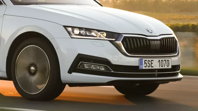 Český kombík válí, stal se nejoblíbenějším autem v zemi velmi náročných zákazníků