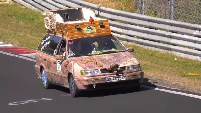 Nezvyklé stroje na Nürburgringu: Tohle vážně potkat nechcete