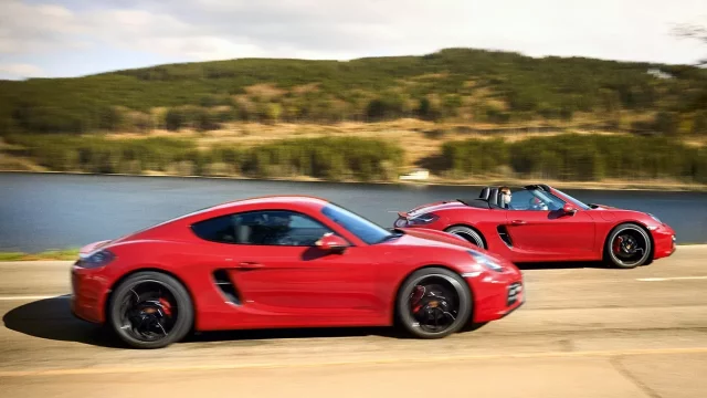 Porsche Boxster a Cayman přijdou o spalovací motor! Příští generace budou čistě na elektřinu