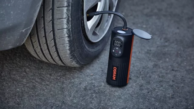 Cestovní akumulátorový kompresor pro každodenní použití