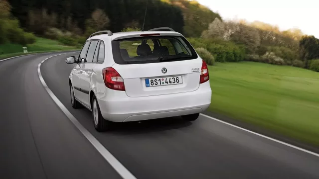 Jak ušetřit palivo a jezdit úsporně? Pan Petr z Litvínova poradí tajné triky