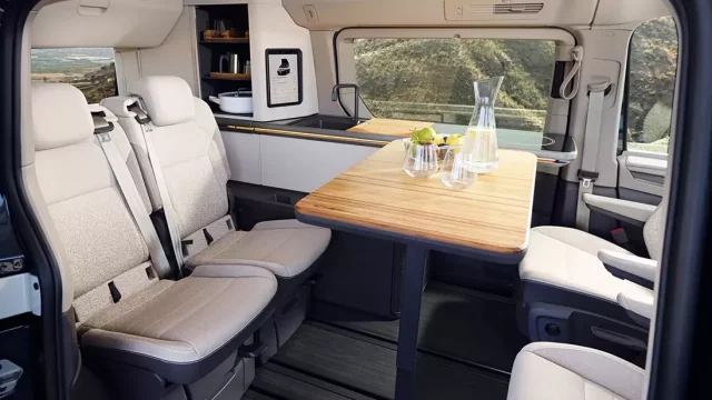 Škoda 1203 Obytnyaq je nová kempovací dodávka pro digitální nomády