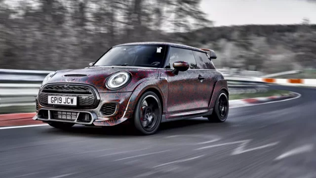 Mini JCW GP si brousí zuby na Nürburgring! Bude nejrychlejší předokolkou?