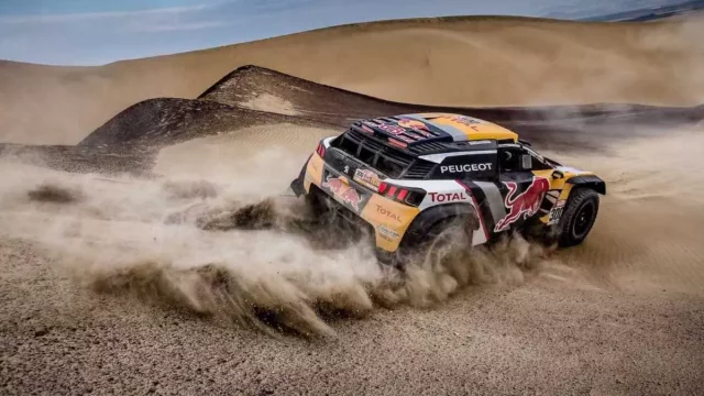 Peugeot 3008DKR Maxi po první dlouhé etapě získal vedení a tři nejlepší časy
