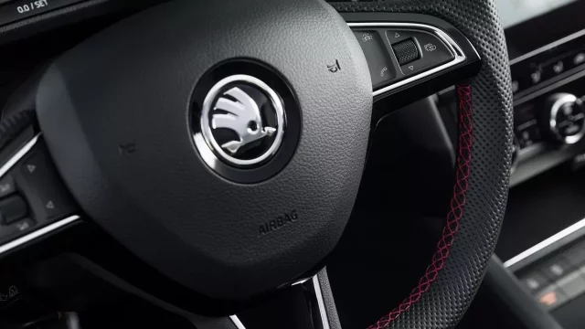 V autech číhají infekce. Věděli jste, že volant je devětkrát špinavější než záchodové prkénko?