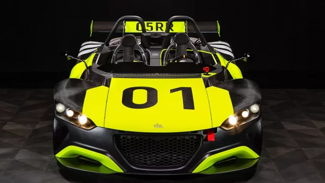 VUHL představil v Mexico City své dechberoucí nové auto