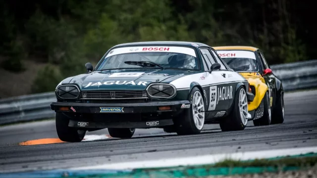 Finále Histo Cupu se uskuteční na Masarykově okruhu. Fanouškům nabídne ikonické závodní vozy