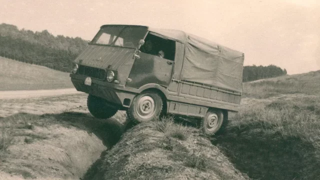 Příběhy méně známých modelů z historie Škodovky: Škoda typ 998 „Agromobil“