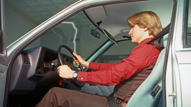 Bezpečnostní pásy se do Opelů montují už přes 50 let. Lidé jejich užívání na začátku zpochybňovali